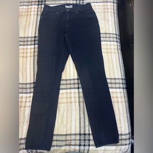 ❤️BUNDLE buy 3 get 15% OFF❤️
Artisan NY women’s skinny jeans